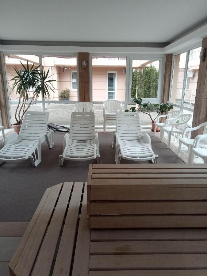 Oazis Wellness Apartman2 Hajdúszoboszló Exteriör bild