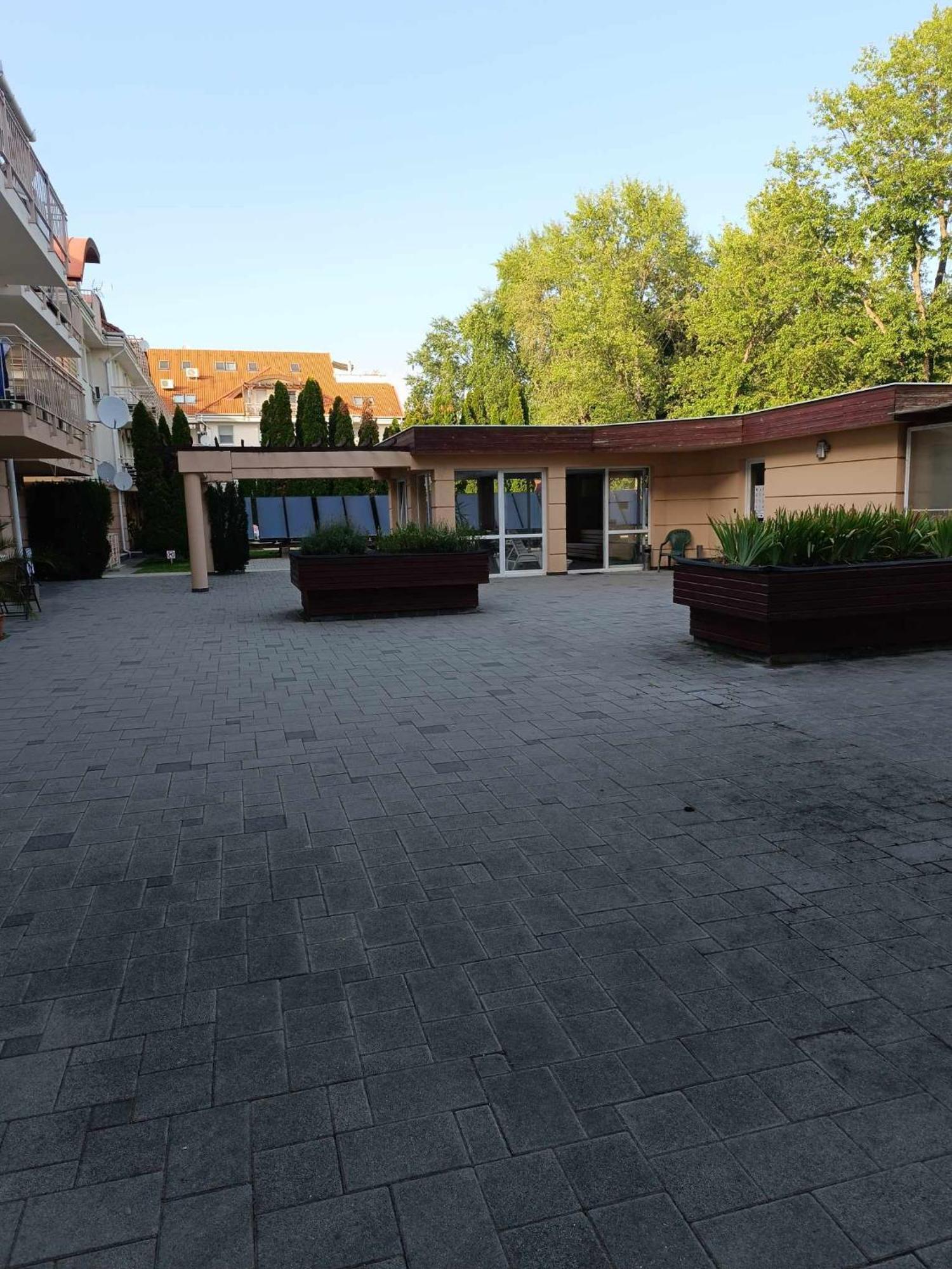 Oazis Wellness Apartman2 Hajdúszoboszló Exteriör bild